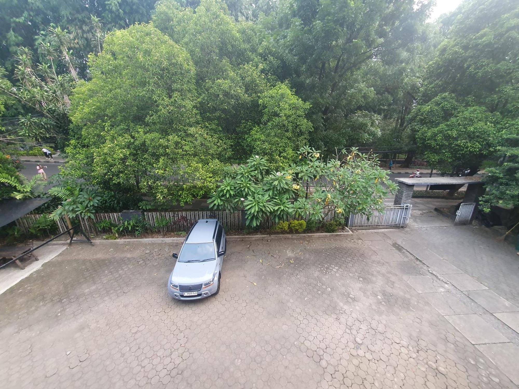 ホテル Ruang Tidur At Dpalma ボゴール エクステリア 写真